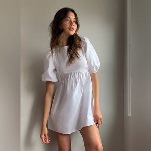 NWOT Aritzia Sunday Best Saida Dress